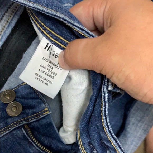 Hudson - Picture 3 of 3